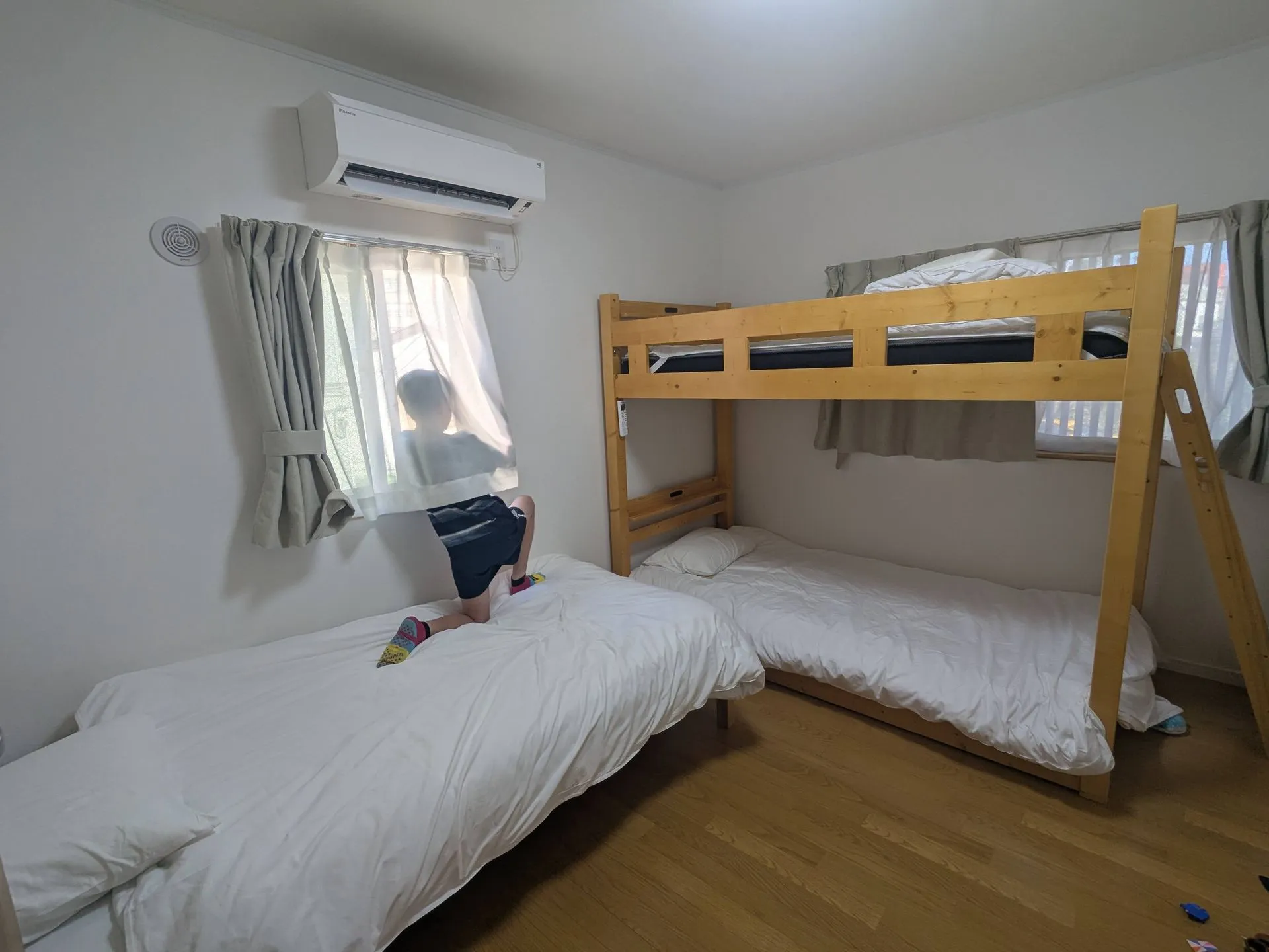 Bunk bed room in family accommodation near Hakone